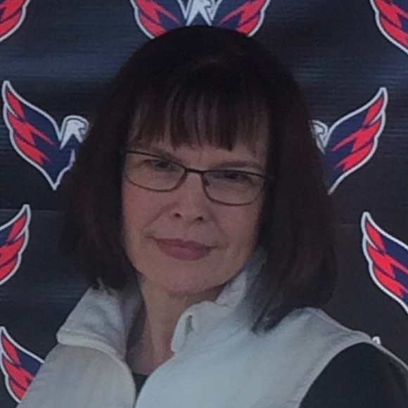 Meet your Posher, Carla - Picture 1 of 1